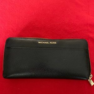 Black Michael Kors Wallet